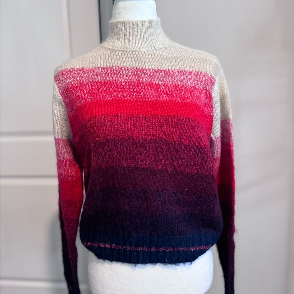 American Eagle Gradient Sweater
